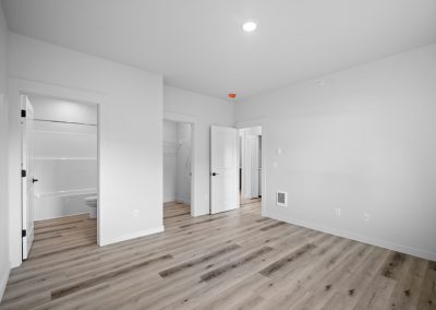 16104 E Valleyway Ave 56