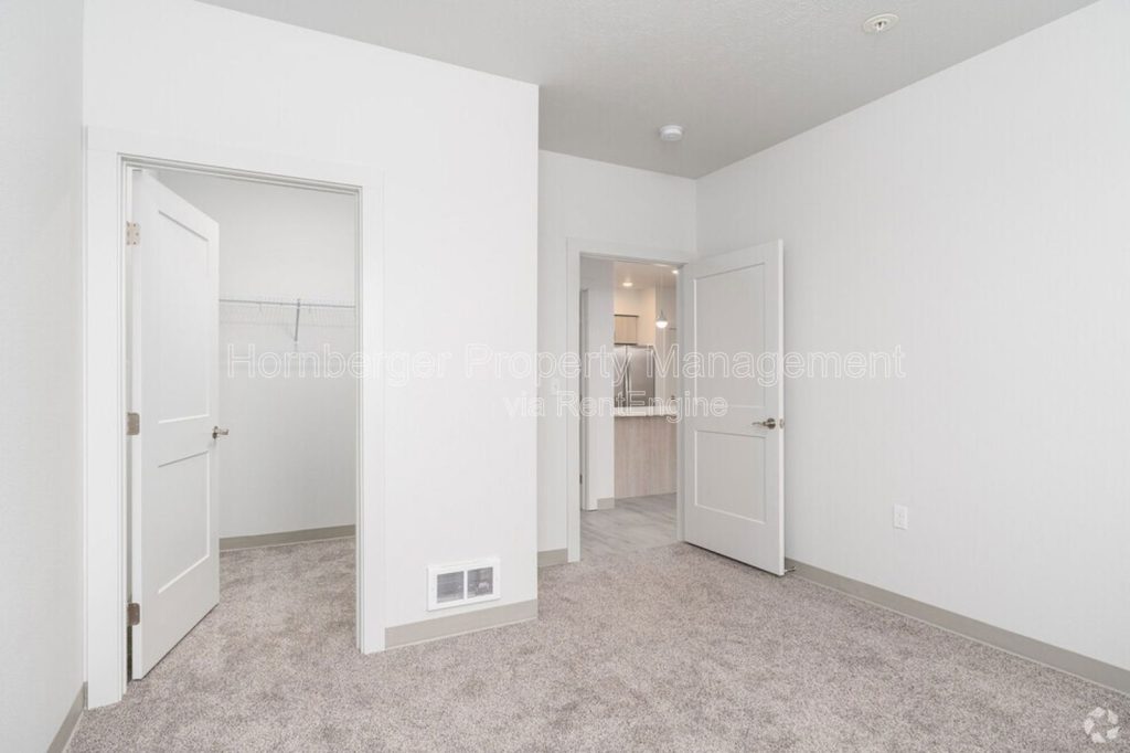 1 Bed 1 Bath Apartment in Spokane Valley! - Image 9