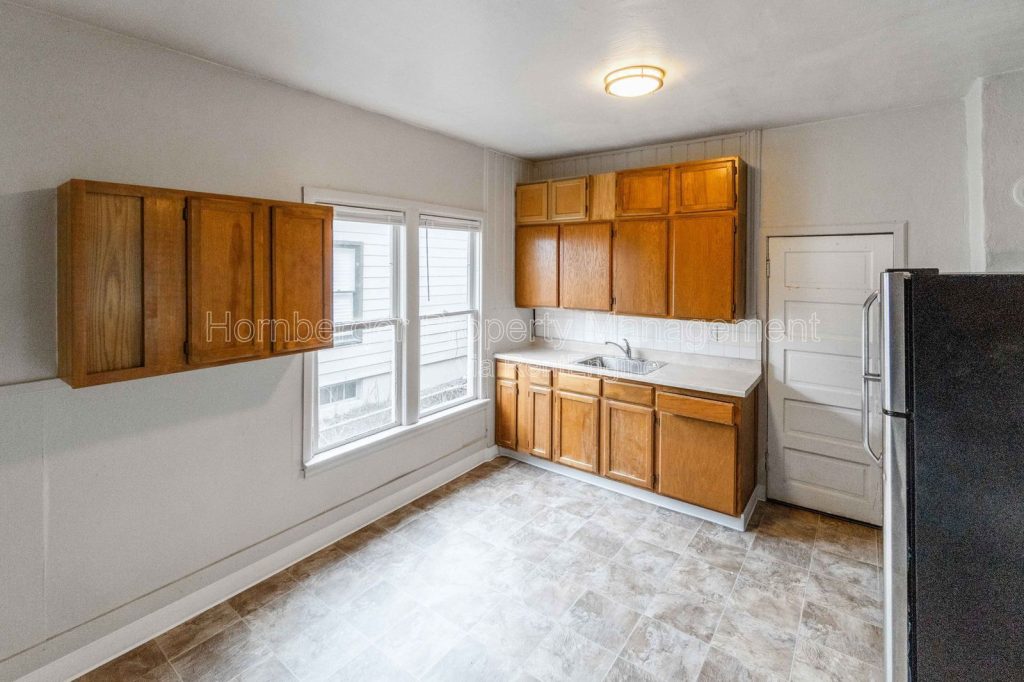 Simple Living in a Convenient Spokane Location - Image 9