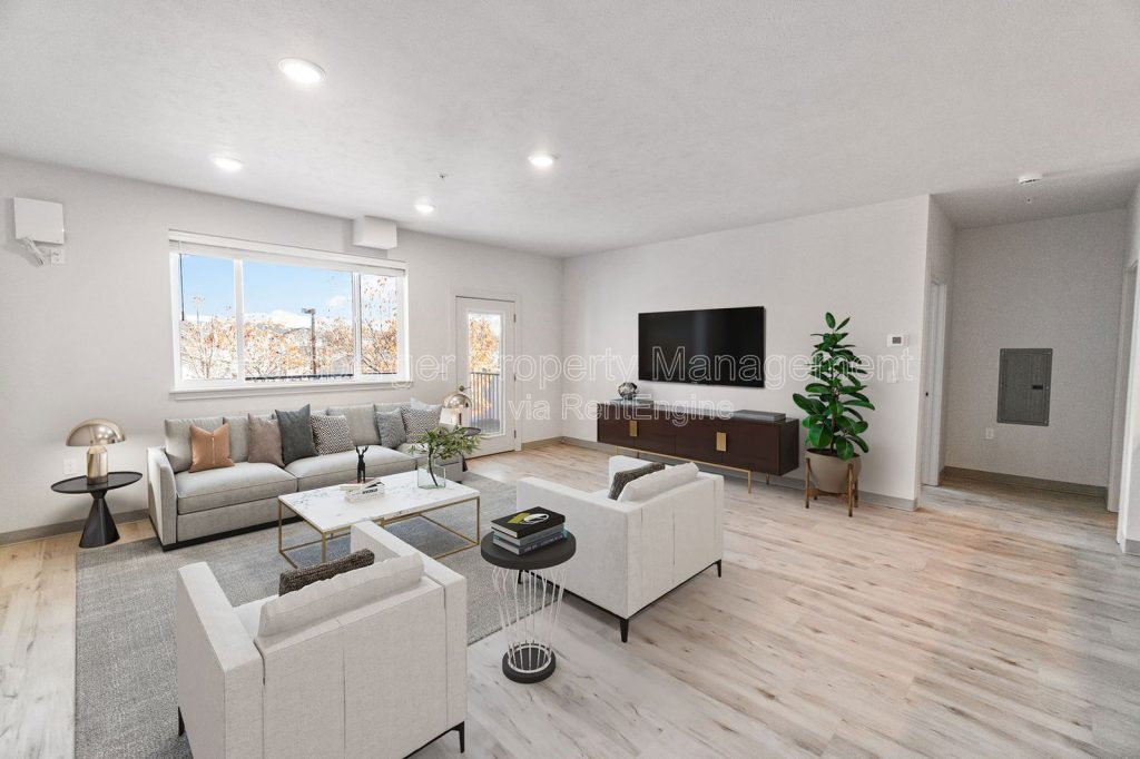 Spacious 1 bedroom 1 bath Apartment! - Image 3