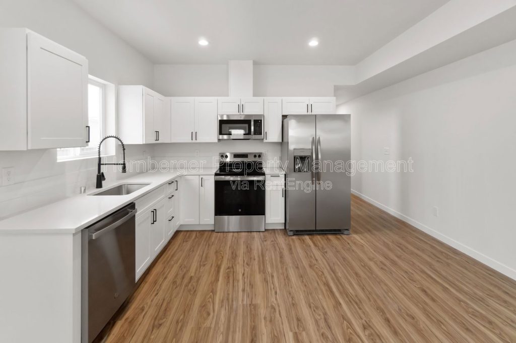 New Build!! 3 Bed 2.5 Bath on The North Side of Spokane! - Image 3