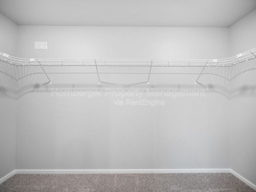 Modern 4- Bedroom Home in Spokane! - Image 28