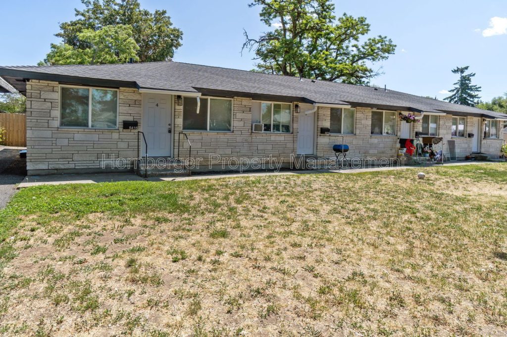 1 Bed 1 Bath Updated Apartment – **Move in special** - Image 1