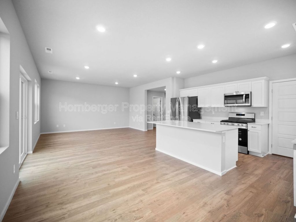 Modern 4- Bedroom Home in Spokane! - Image 4