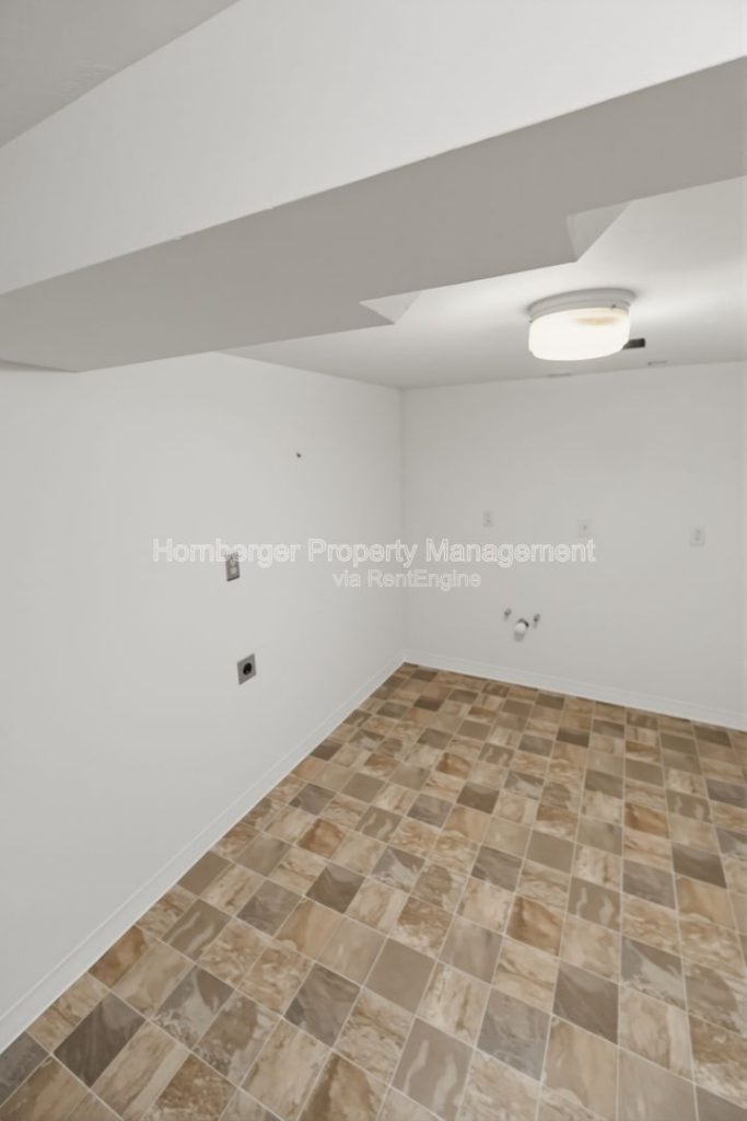 612 East Walton Avenue - Image 18