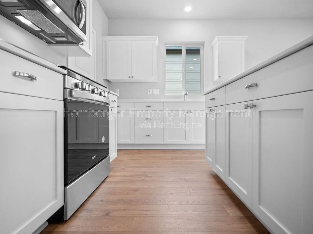 Modern 4- Bedroom Home in Spokane! - Image 6