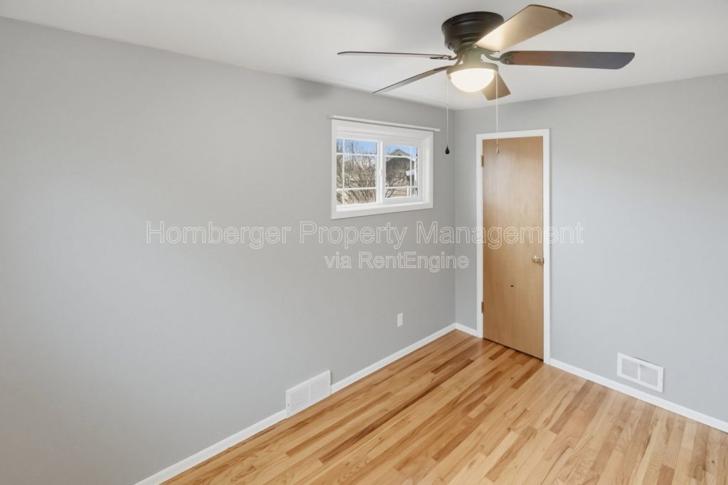 612 East Walton Avenue - Image 12