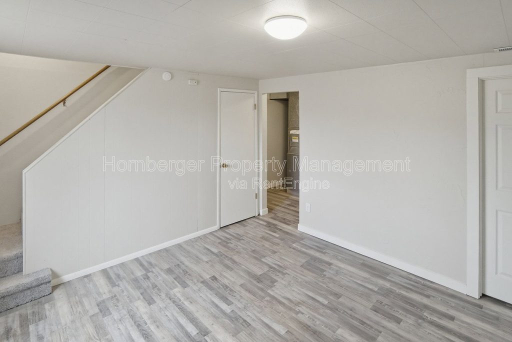 Spacious 5-Bedroom Home in North Spokane - Image 13