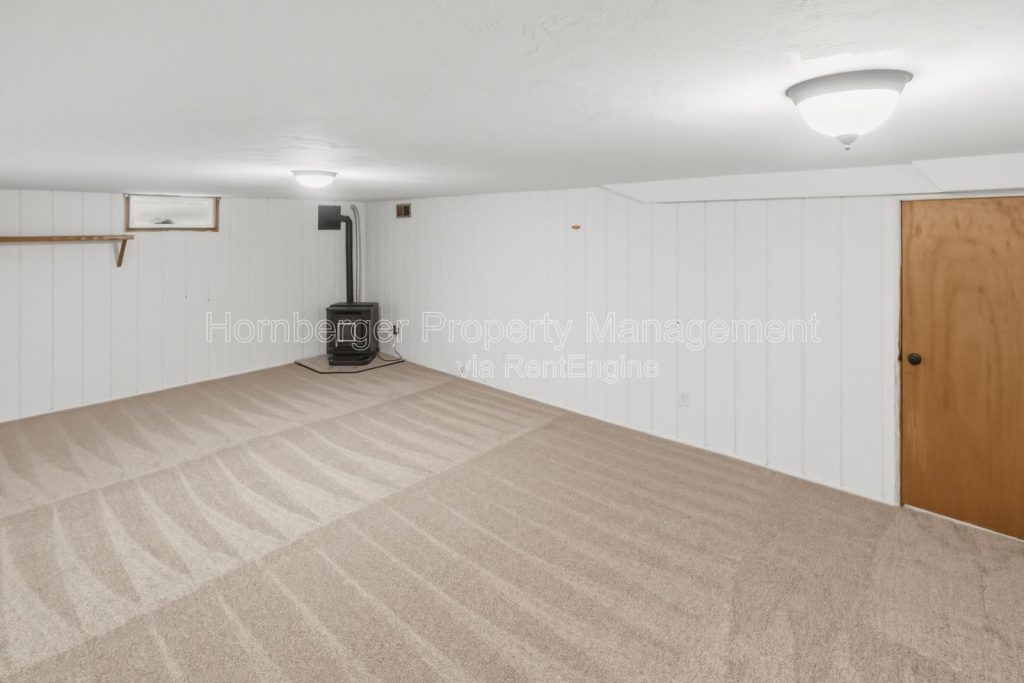 612 East Walton Avenue - Image 16