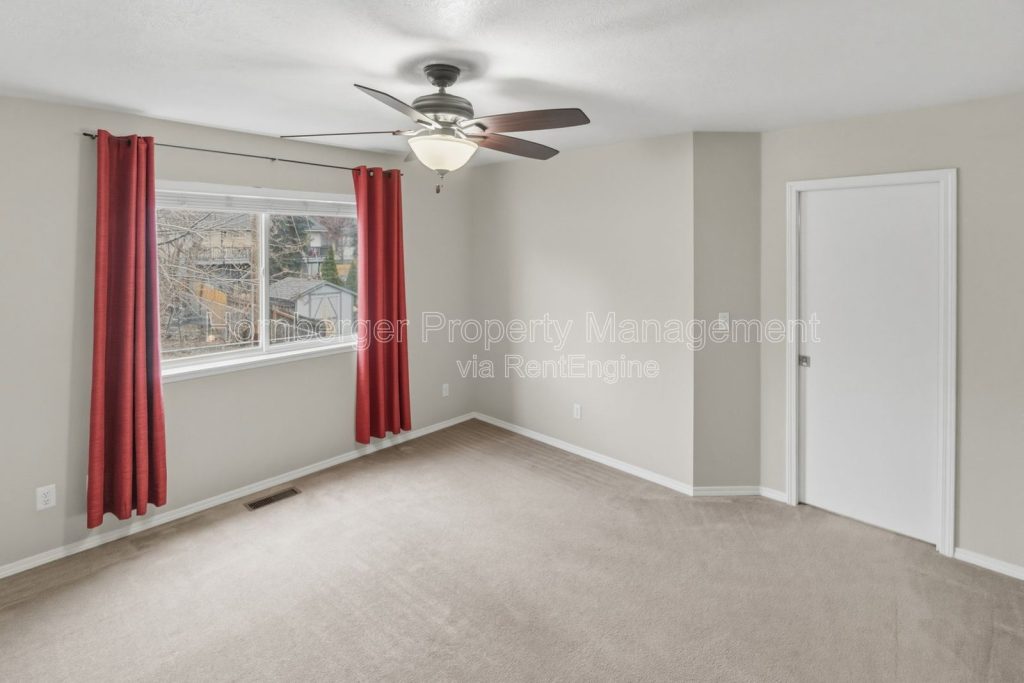 Spacious 4 Bed, 3 Bath Home in Prime South Hill Location! - Image 12