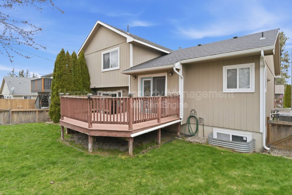 Spacious 4 Bed, 3 Bath Home in Prime South Hill Location! - Image 32