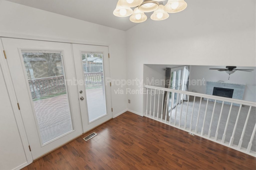 Spacious 4 Bed, 3 Bath Home in Prime South Hill Location! - Image 10