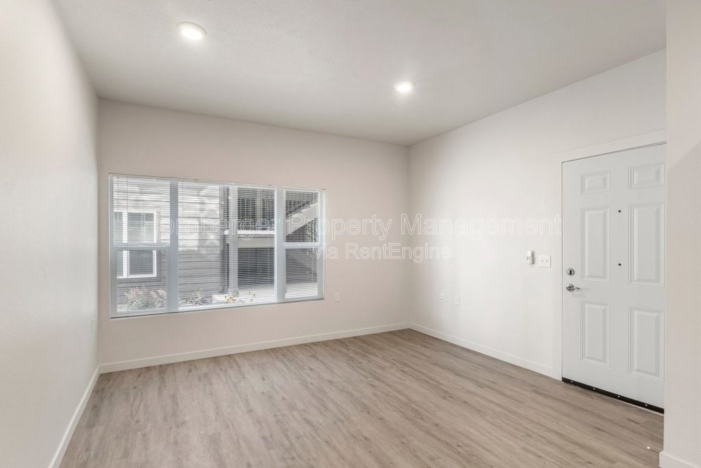 Marvelous 2 Bed 1 Bath Units Available! 1/2 Off First Months Rent!ble! - Image 5