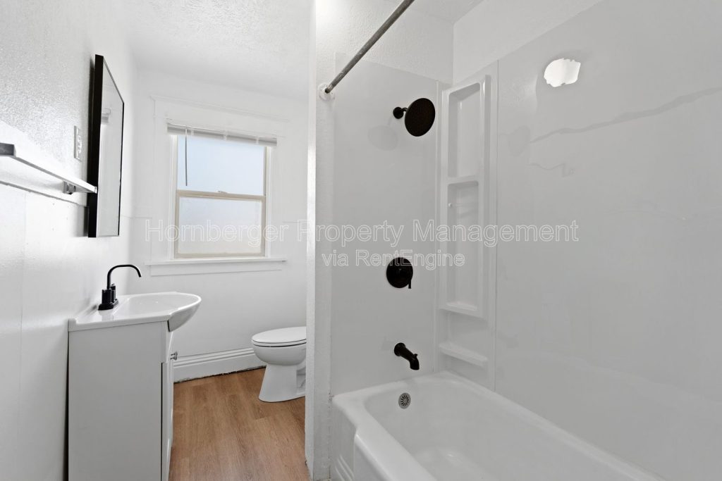 ***Move in Special*** - Image 8