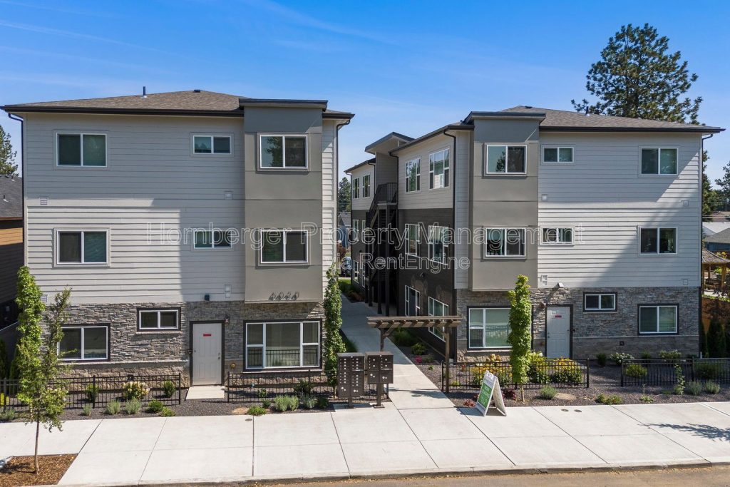Marvelous 2 Bed 1 Bath Units Available! 1/2 Off First Months Rent!ble! - Image 12