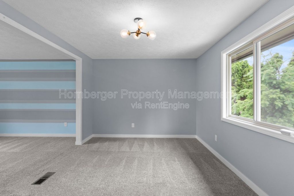 Spacious 4 Bedroom 2.5 bath Home on Quiet Cul-de-sac with Large Fenced Yard - Image 13