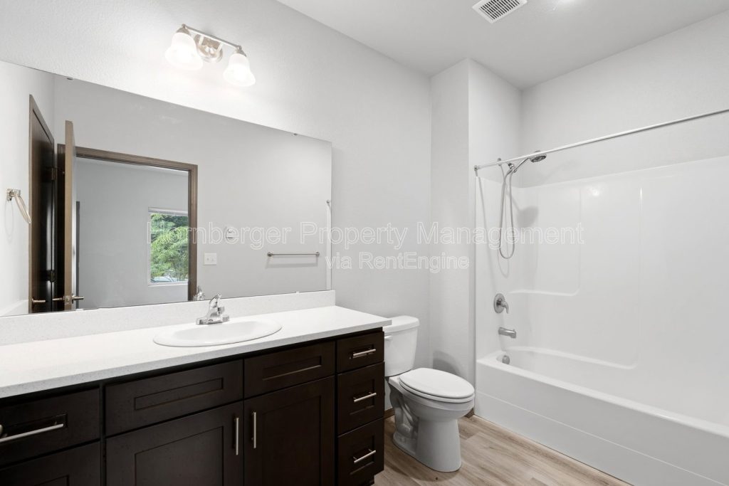 Modern 3 Bed 2 Bath Apartment with Quartz Counters and Private Balcony-Lower South Hill - Image 13