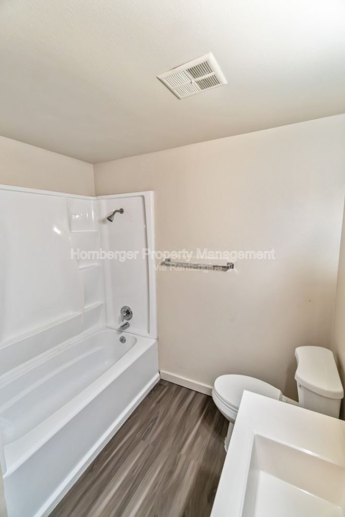 Updated 2 Bed 1 Bath Apartment Near Spokane Community College - Image 7