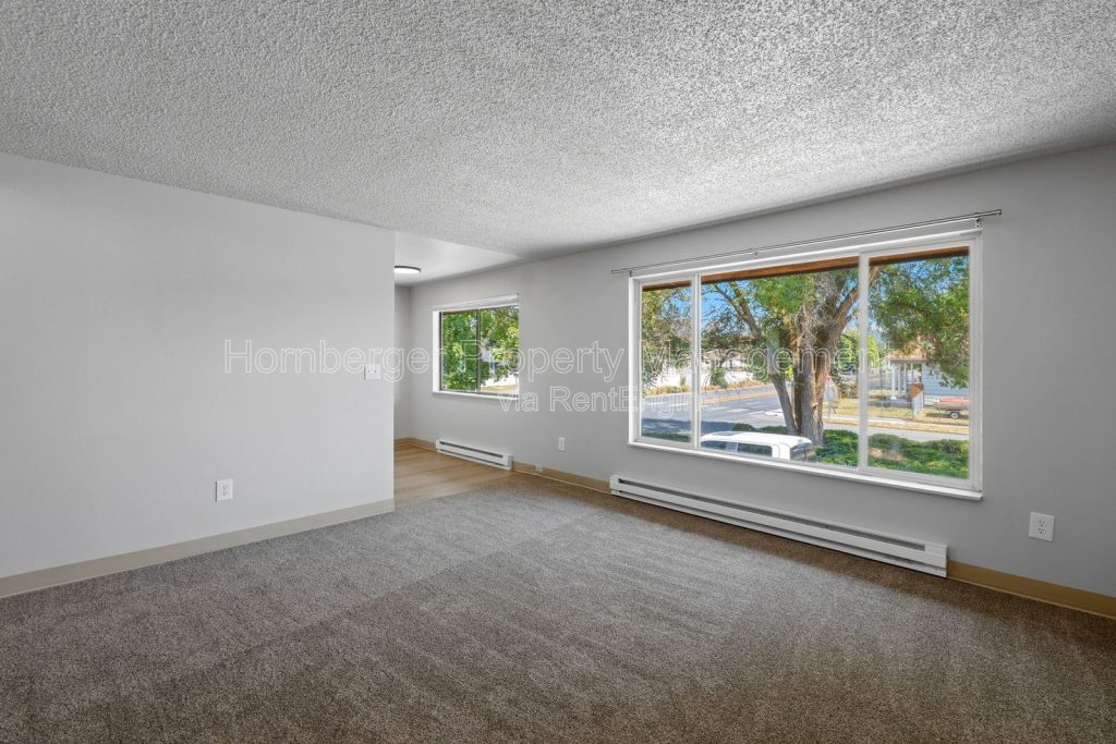 Updated 2 Bedroom Apartment with Modern Finishes - Image 6