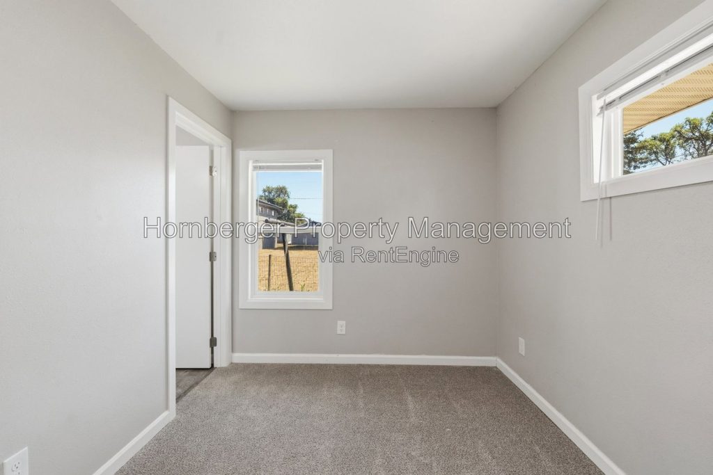 Spacious 1 Bed 1 Bath Apartment In Spokane Valley - Image 6