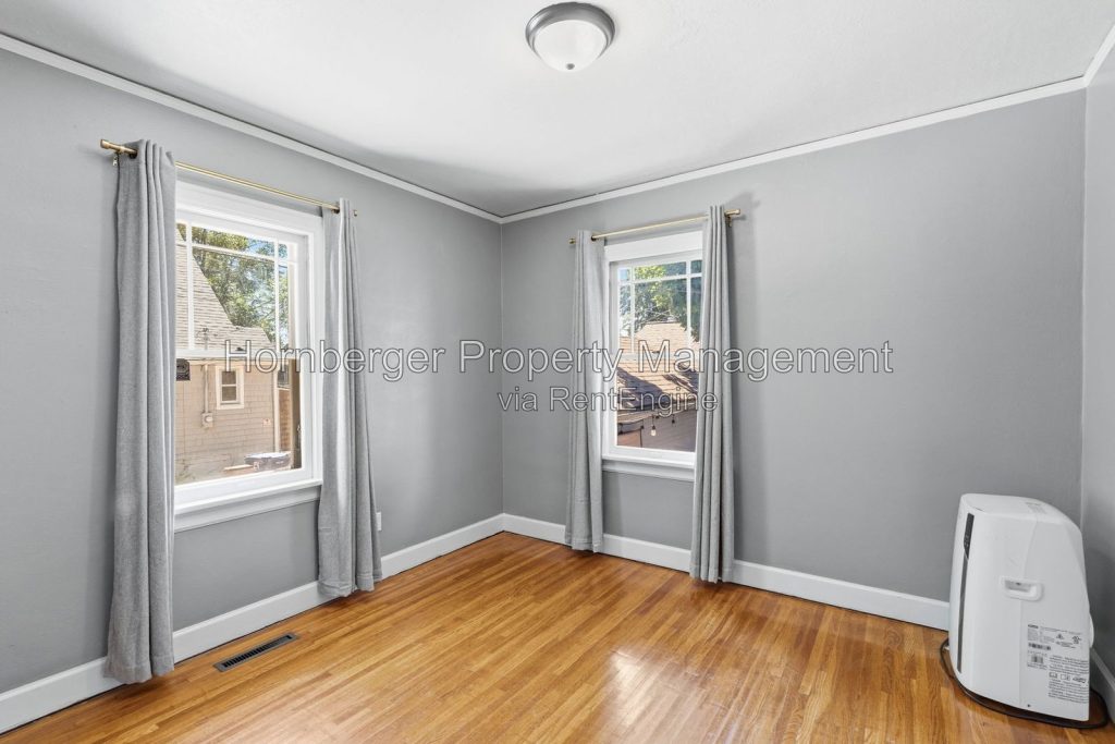 Spacious South Hill Home with Primary Suite and Beautiful Fenced Backyard - Image 13