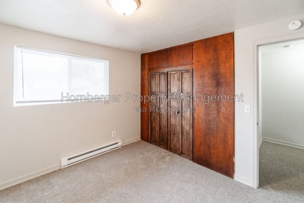 Updated Apartment! 2 Bed 1 Bath!! - Image 9