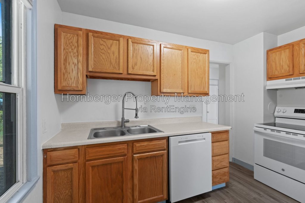 4 Bed 2 Bathroom home on Spokane Northside - Image 8