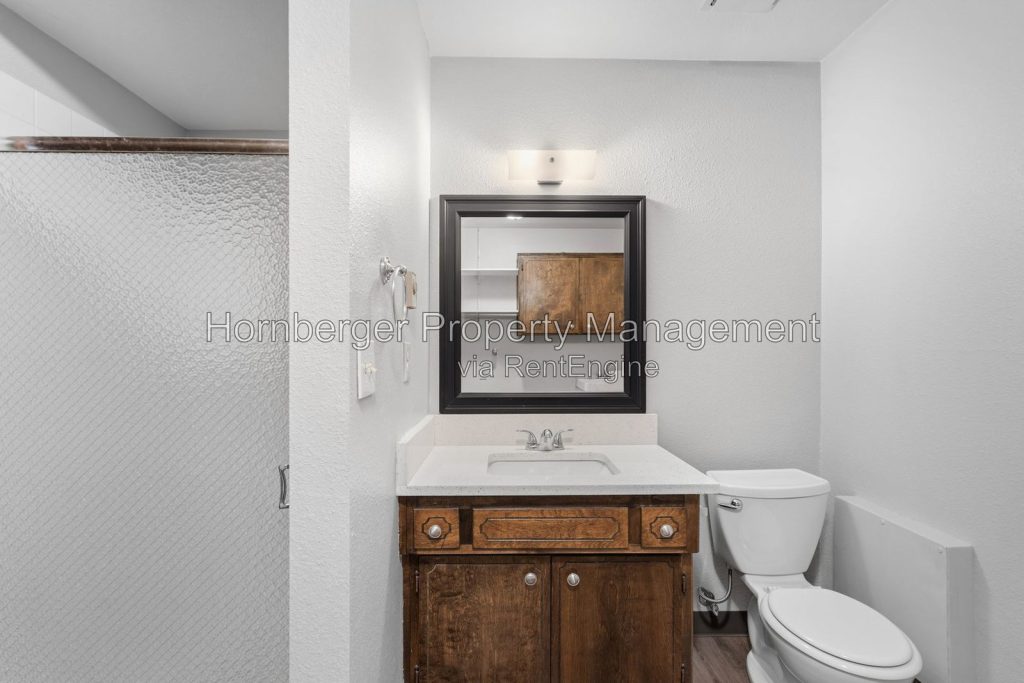 Spacious 3 Bedroom Duplex in Spokane Valley - Image 7