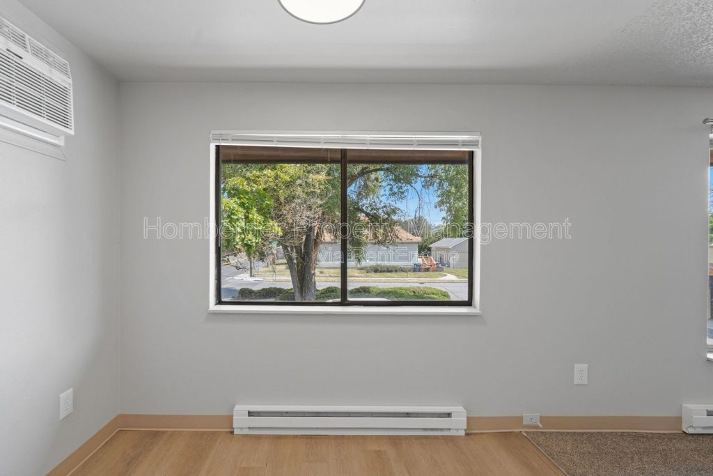 Updated 2 Bedroom Apartment with Modern Finishes - Image 3