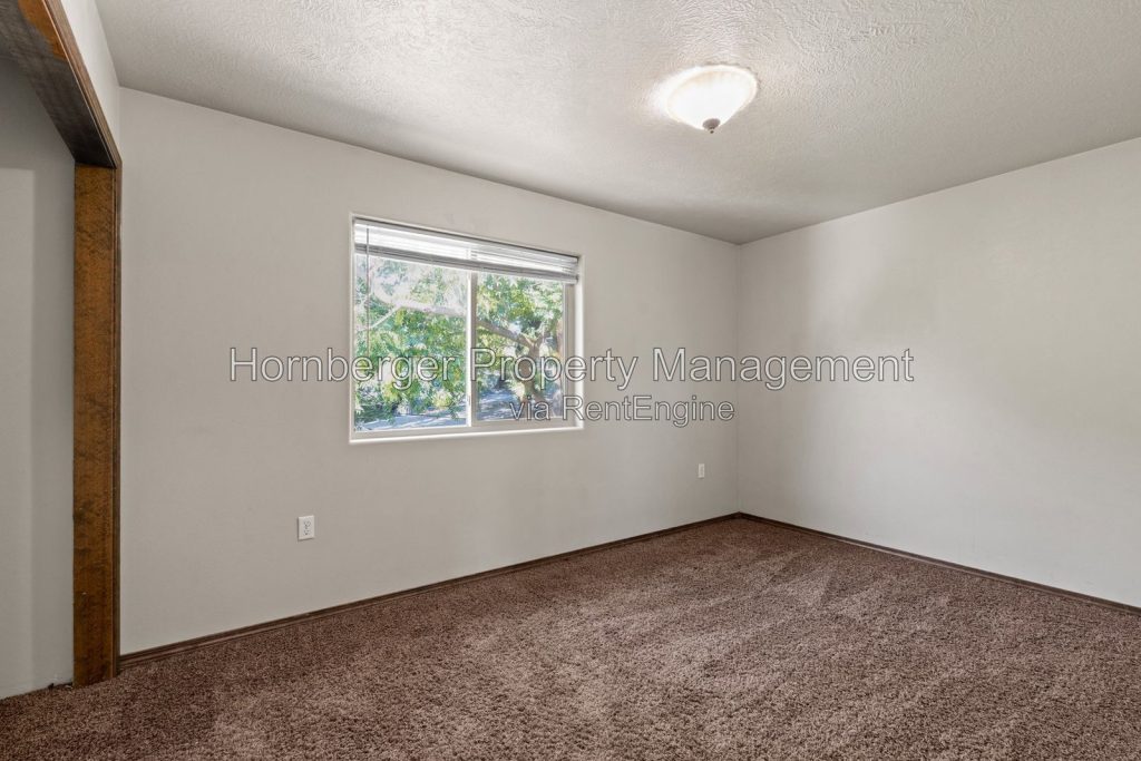 Simple Living in a Convenient Spokane Location - Image 11