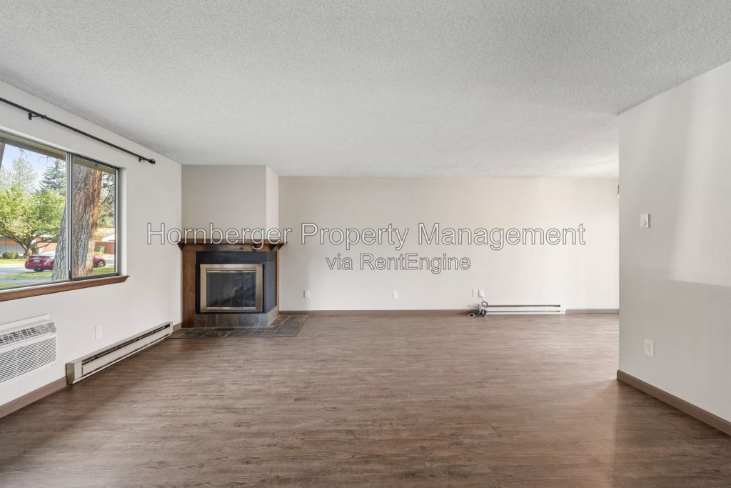 Spacious 3 Bedroom Duplex in Spokane Valley - Image 11