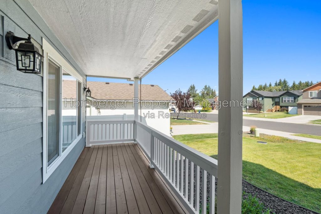 Charming Spokane Home with Spacious Living - Image 25