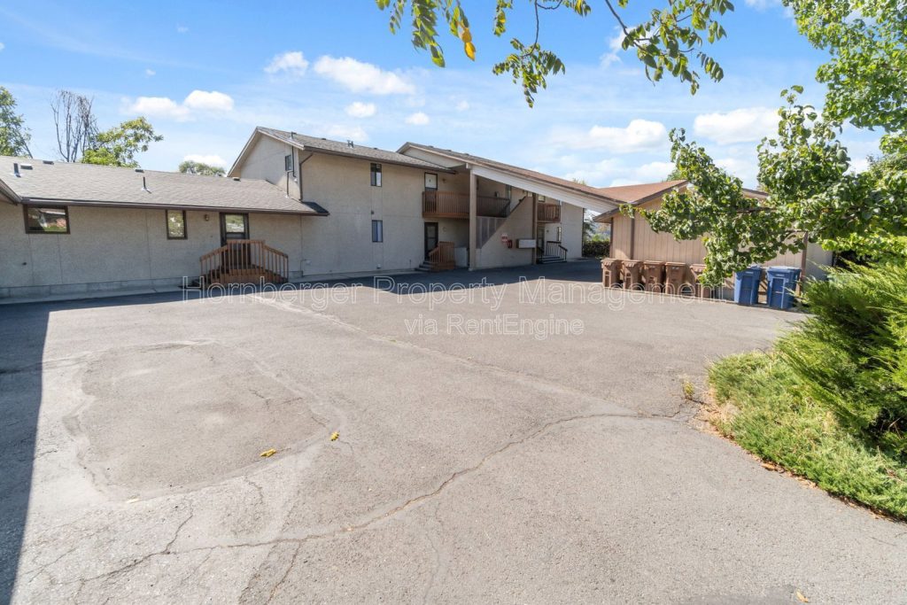 Simple Living in a Convenient Spokane Location - Image 1