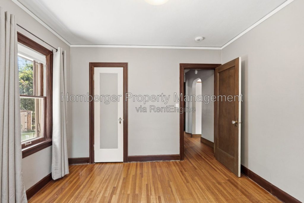 Spacious South Hill Home with Primary Suite and Beautiful Fenced Backyard - Image 12