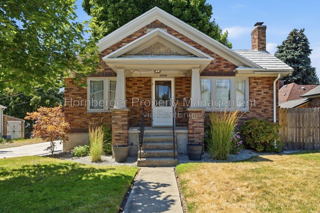 Spacious South Hill Home with Primary Suite and Beautiful Fenced Backyard - Image 22