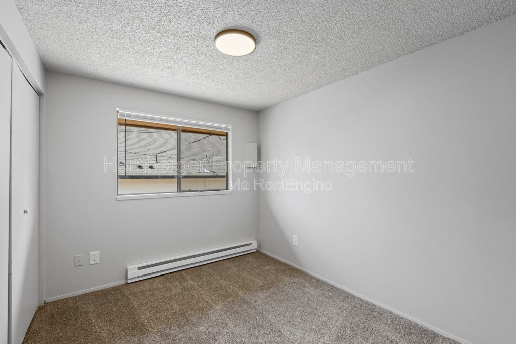 Updated 2 Bedroom Apartment with Modern Finishes - Image 8