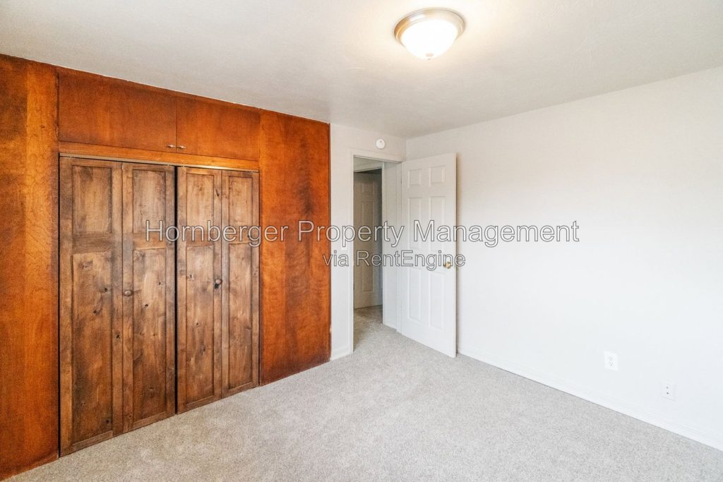 Updated Apartment! 2 Bed 1 Bath!! - Image 10