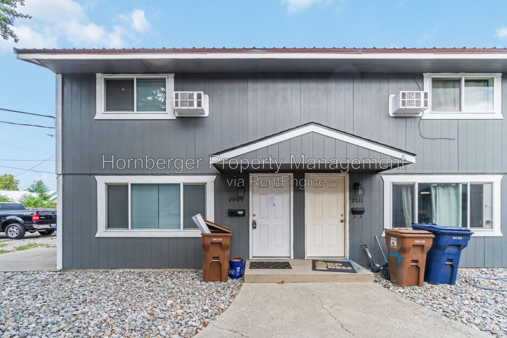 Updated Apartment! 2 Bed 1 Bath!! - Image 16