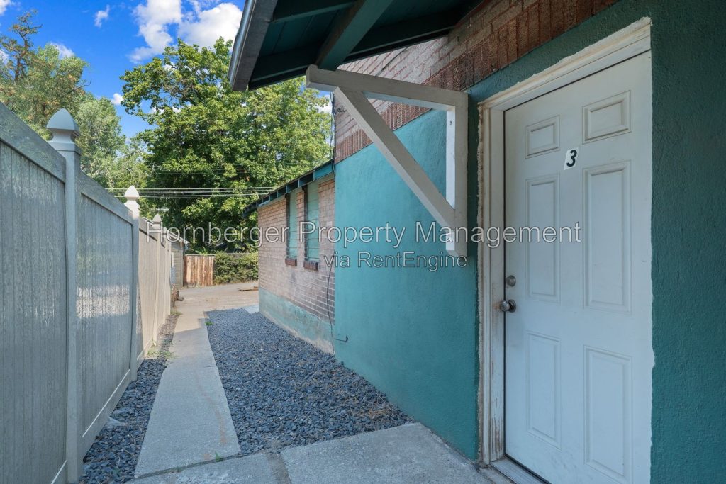 Simple Living in a Convenient Spokane Location ***Move in special*** - Image 15
