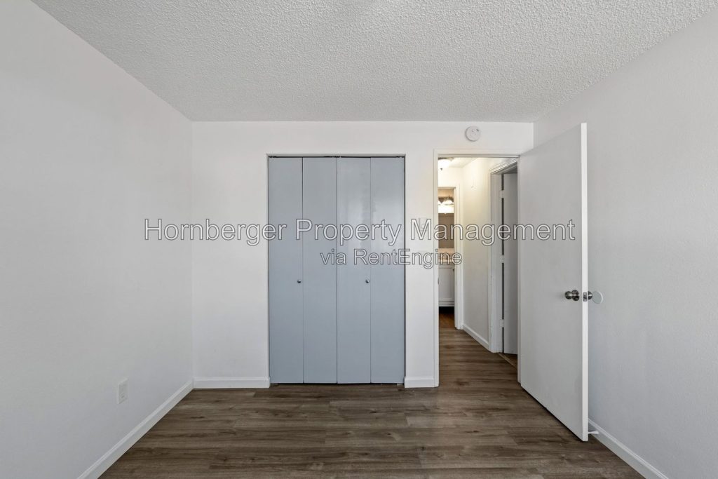 Newly Remodeled 2 Bedroom Apartment Near Spokane Community College - Image 11