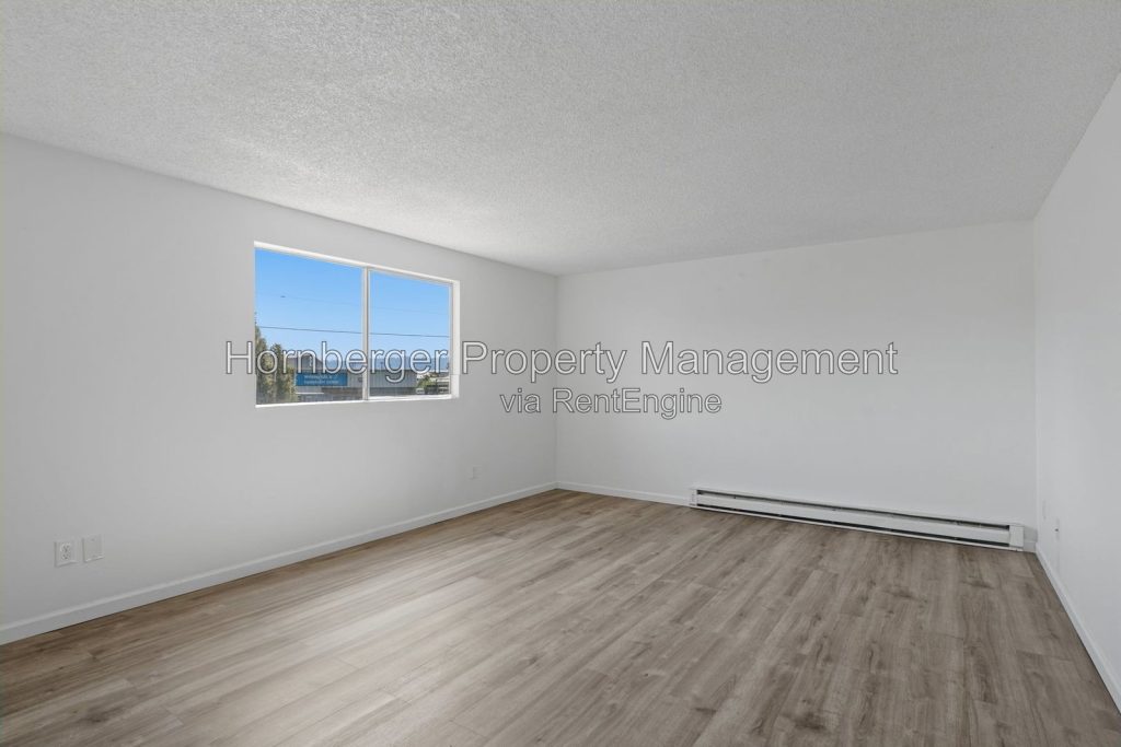 Newly Remodeled 2 Bedroom Apartment Near Spokane Community College - Image 8