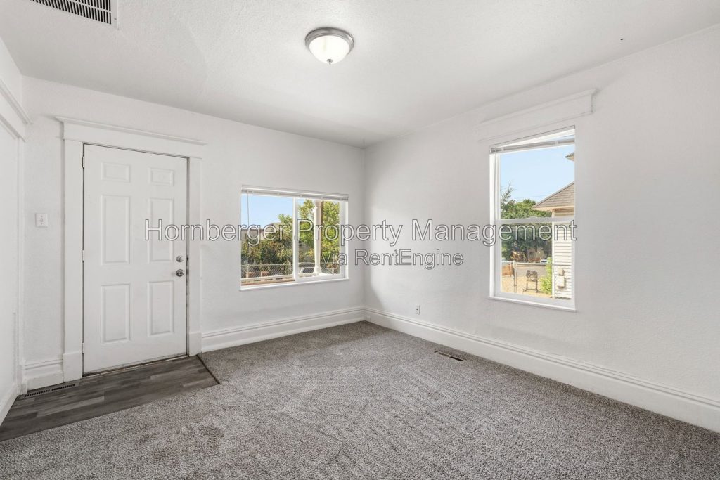 Beautifully Updated 3 Bedroom Home on Spokane’s North Side - Image 10