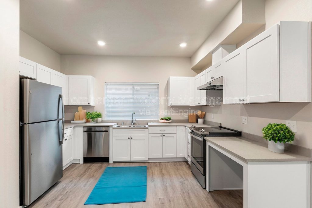 Modern 2 Bedroom Apartment at Astor Apartments in North Spokane - Image 4