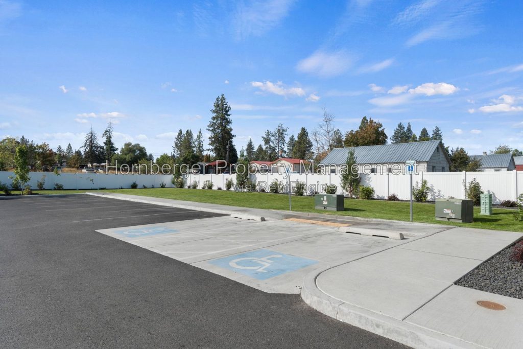 Modern 2 Bedroom 2 Bathroom Apartment in Spokane Valley - Image 31