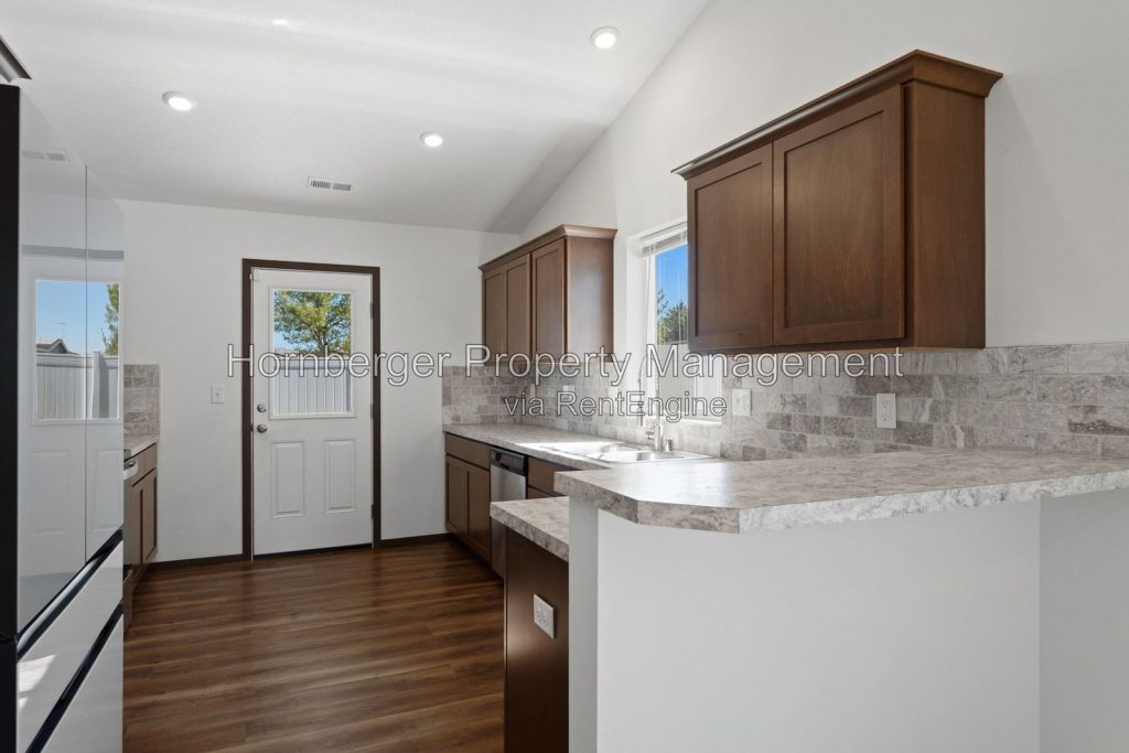 Newly Constructed 3 Bed 2 Bath Rancher - Image 1