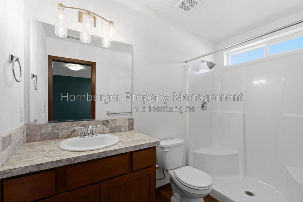 Newly Constructed 3 Bed 2 Bath Rancher - Image 11